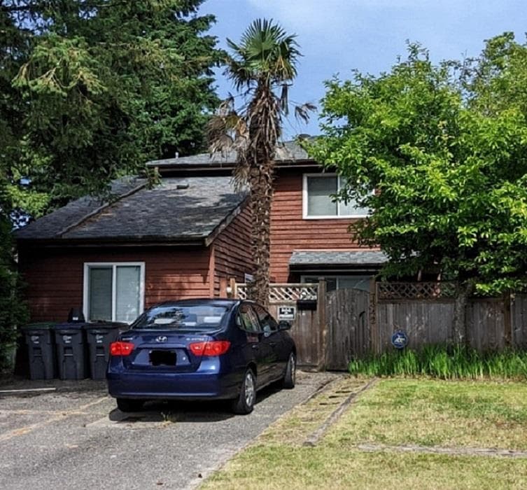7342 128b Street, Surrey, V3W 7E5 — photo 1