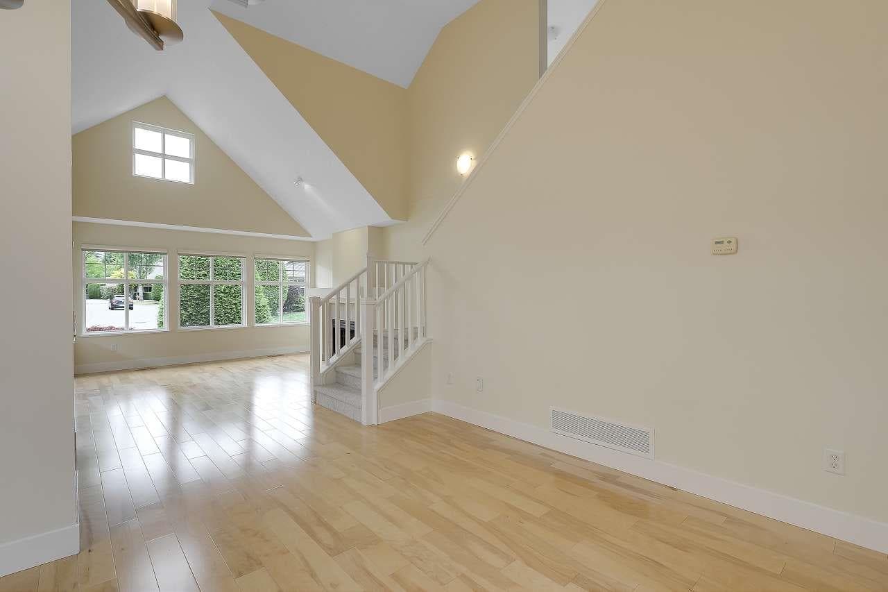 19 - 15450 Rosemary Heights Crescent, Surrey, V3Z 0K1 — photo 4