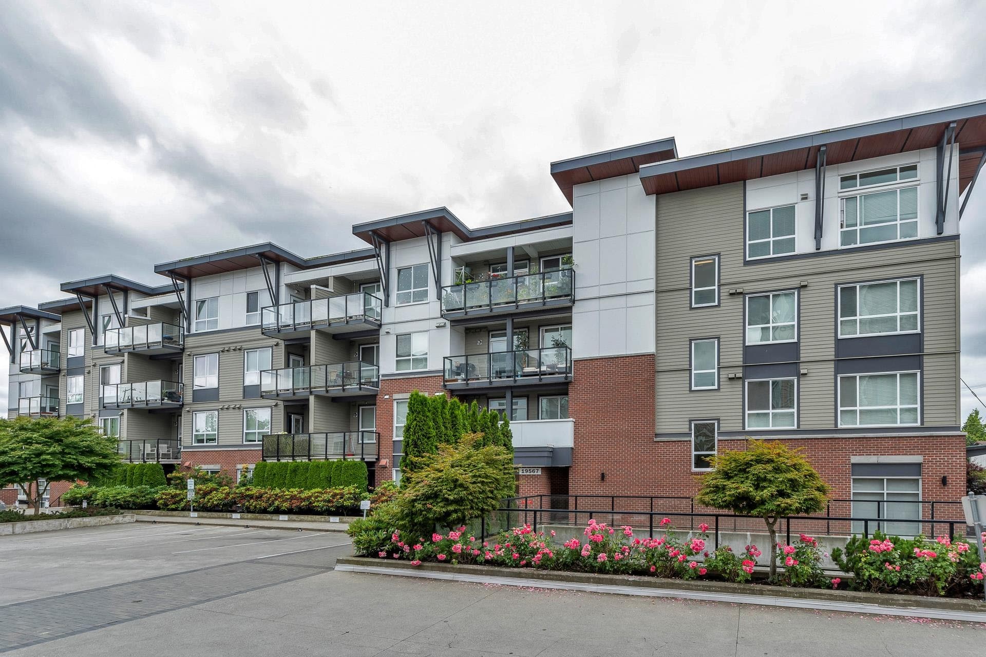 204 - 19567 64 Avenue, Surrey, V3S 7H8 — photo 2