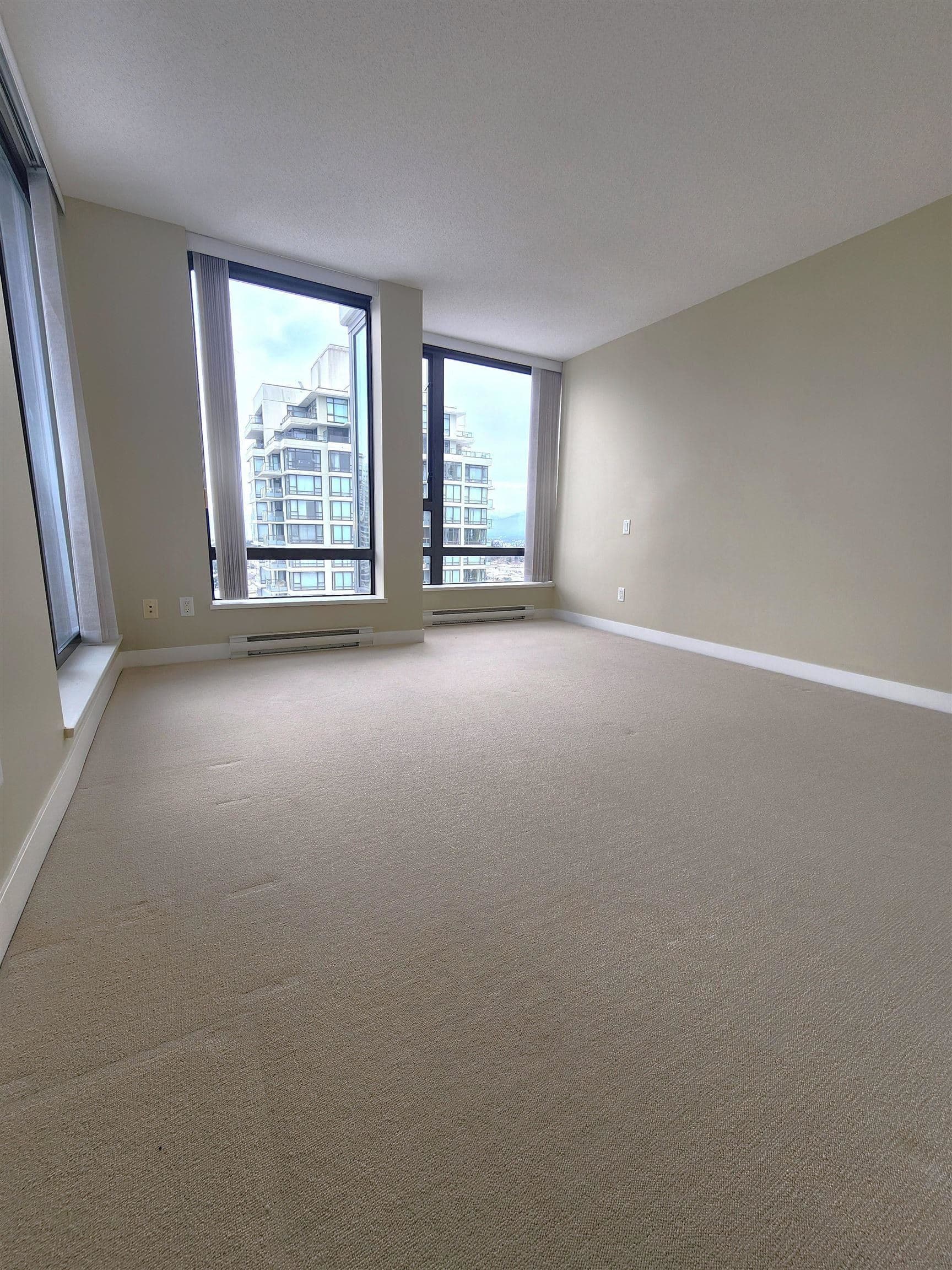 2207 - 7328 Arcola Street, Burnaby, V5E 0A7 — photo 3