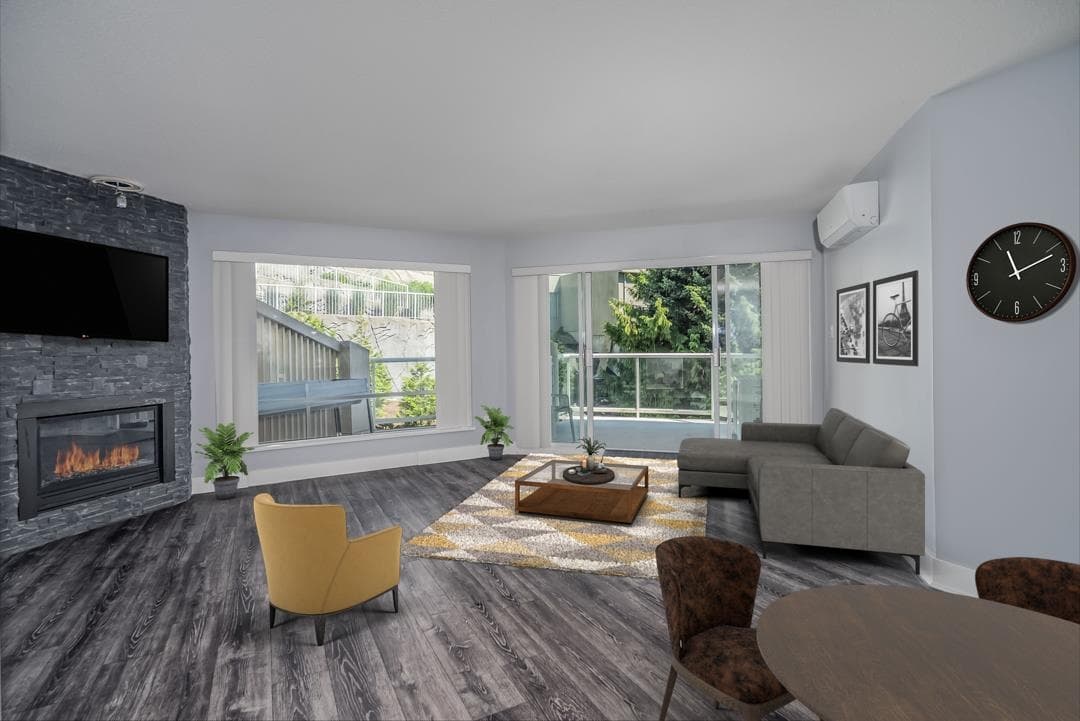 202 - 15025 Victoria Avenue, White Rock, V4B 1G2 — photo 3