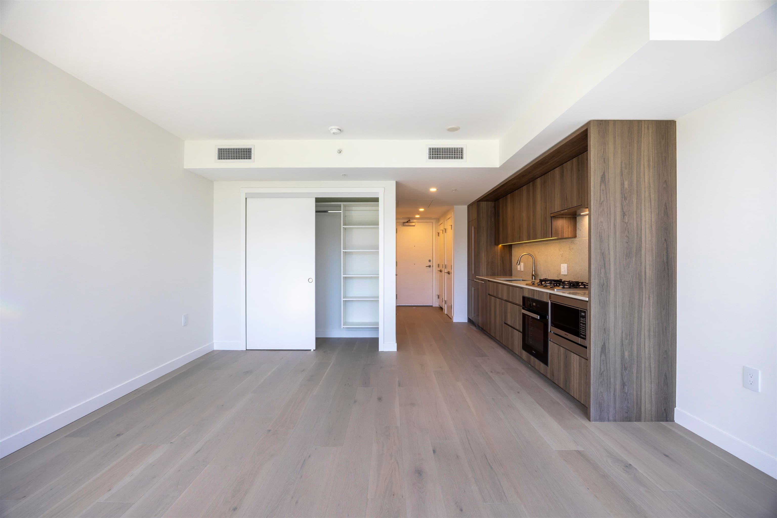 409 - 5212 Cambie Street, Vancouver, V5Z 2Z7 — photo 2