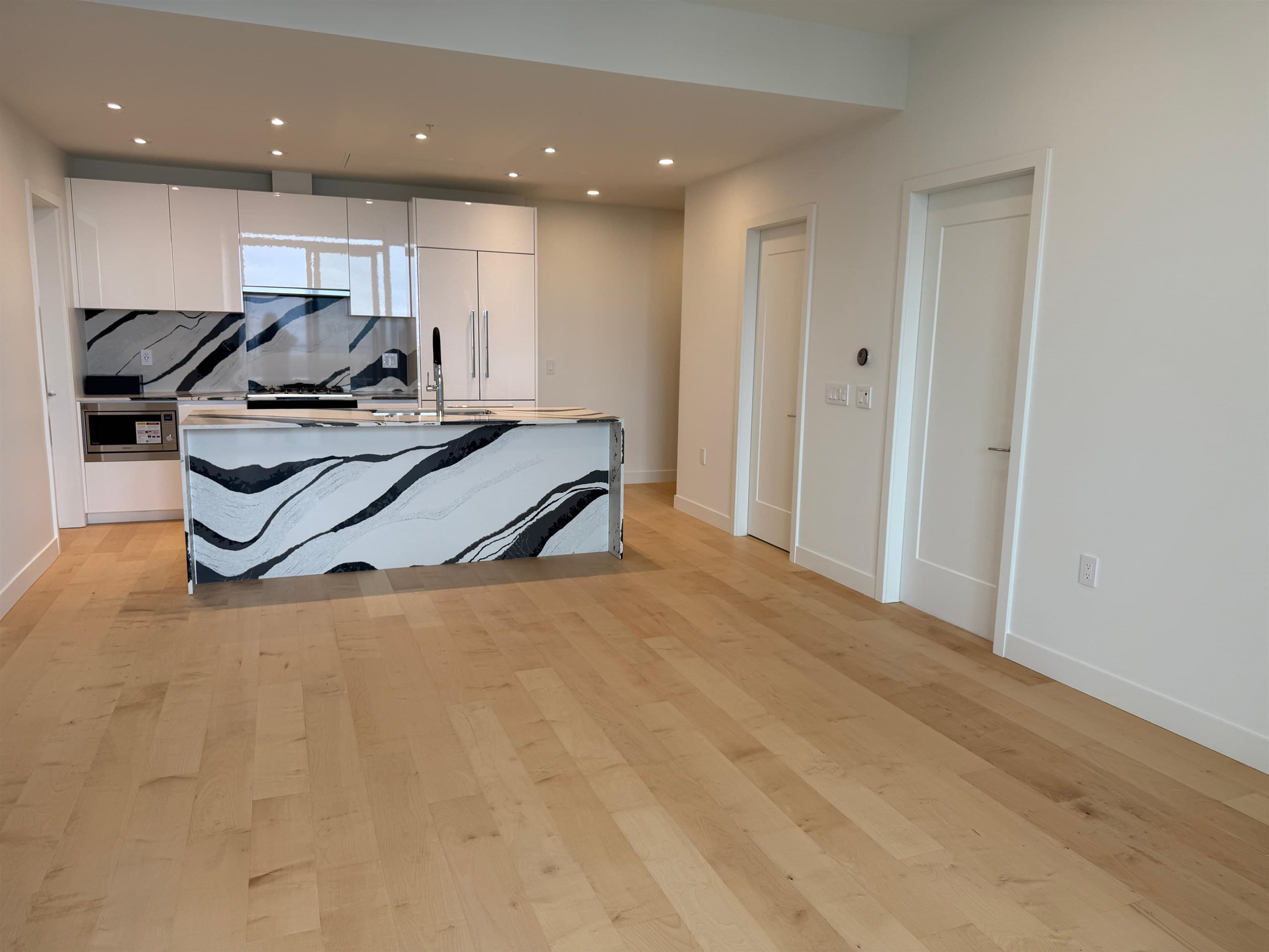1603 - 135 E 13th Street, North Vancouver, V7L 2L3 — photo 3