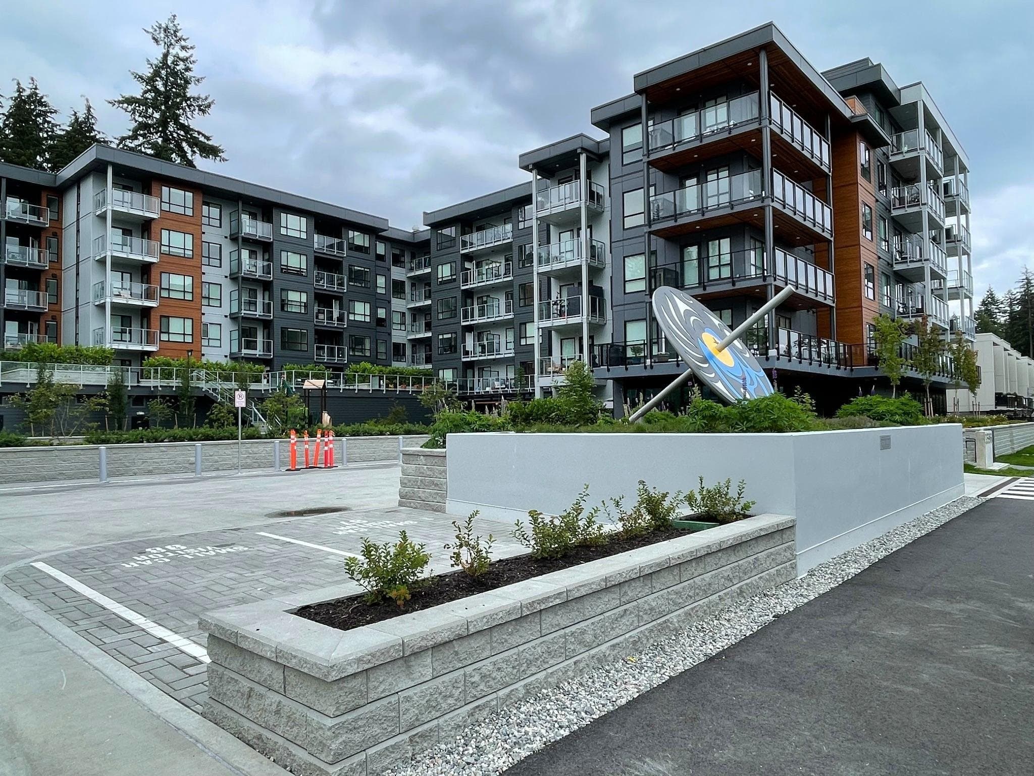 #420 - 3496 Malsum Drive, North Vancouver, V7G 0B4 — photo 2