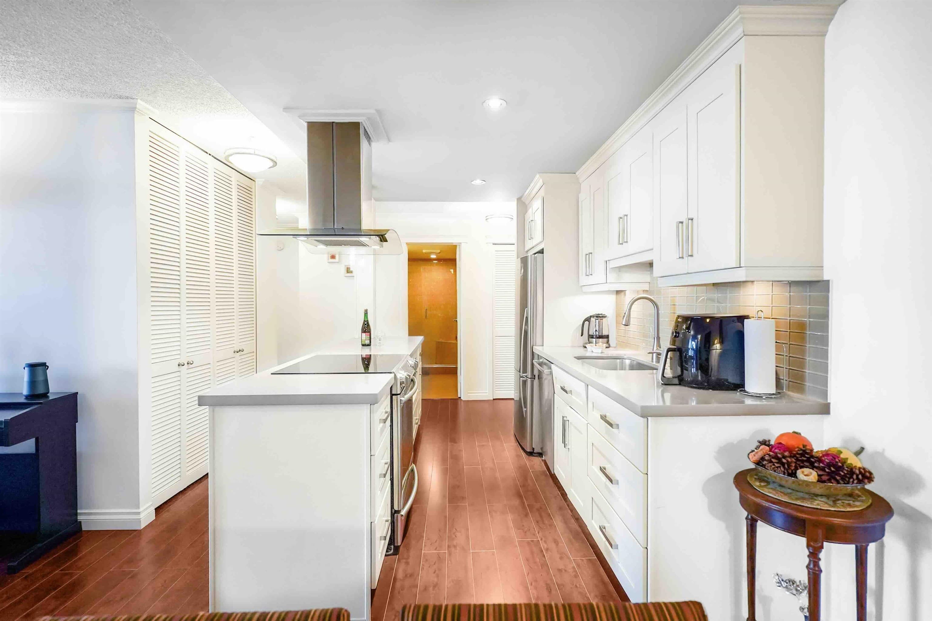 306 - 2020 Fullerton Avenue, North Vancouver, V7P 3G3 — photo 5