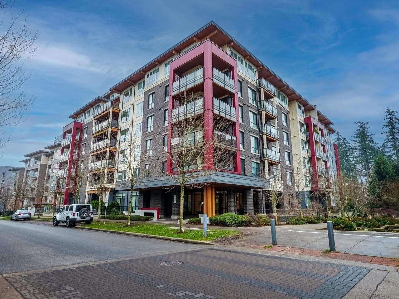 303 - 3581 Ross Drive, Vancouver