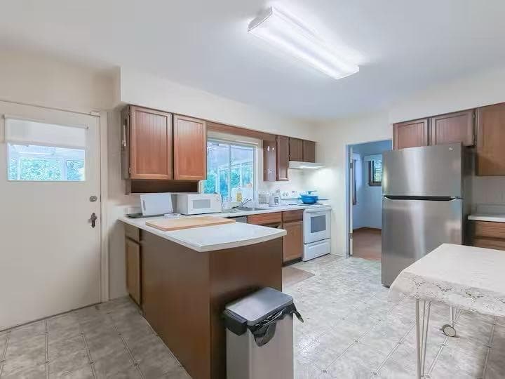 2134 W 53rd Avenue, Vancouver, V6P 1L5 — photo 4
