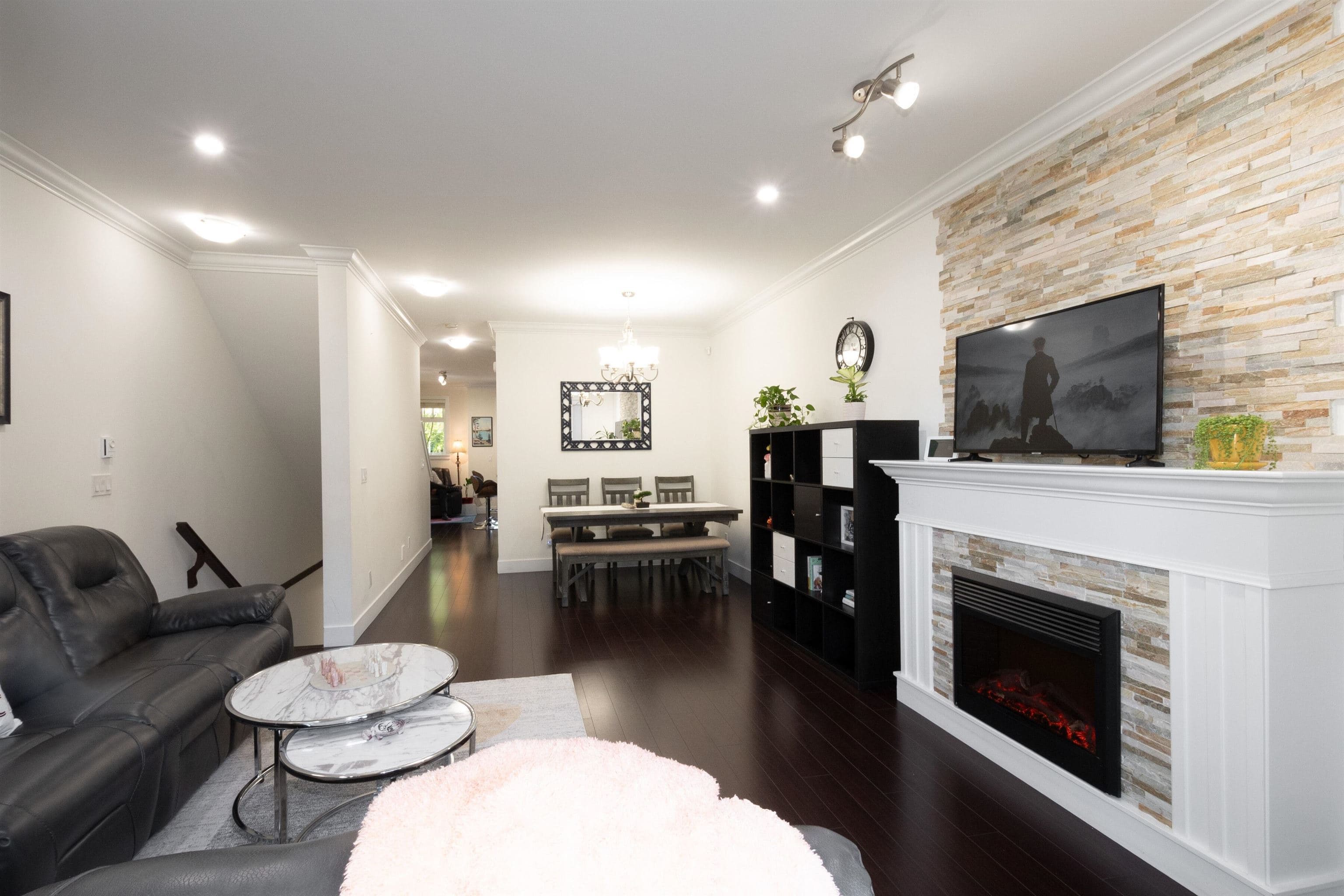 8 - 6383 140 Street, Surrey, V3W 0E9 — photo 3