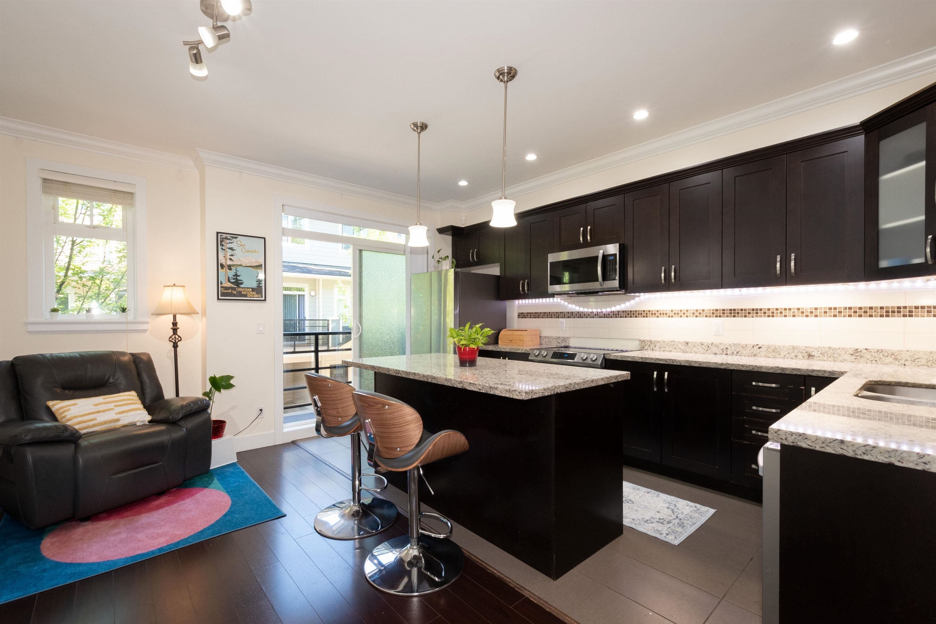 8 - 6383 140 Street, Surrey, V3W 0E9 — photo 5