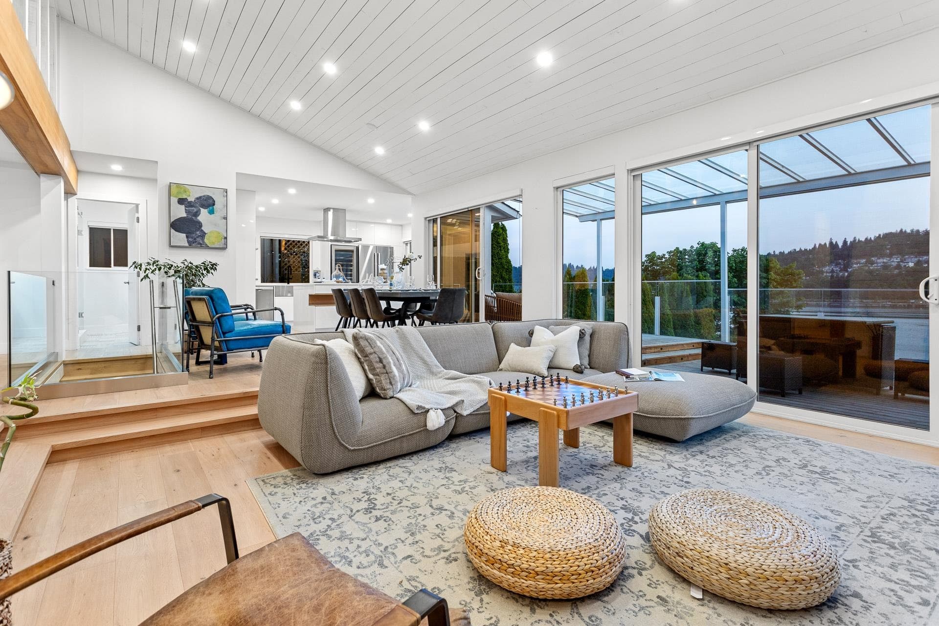 1122 Ioco Road, Port Moody, V3H 2X1 — photo 4