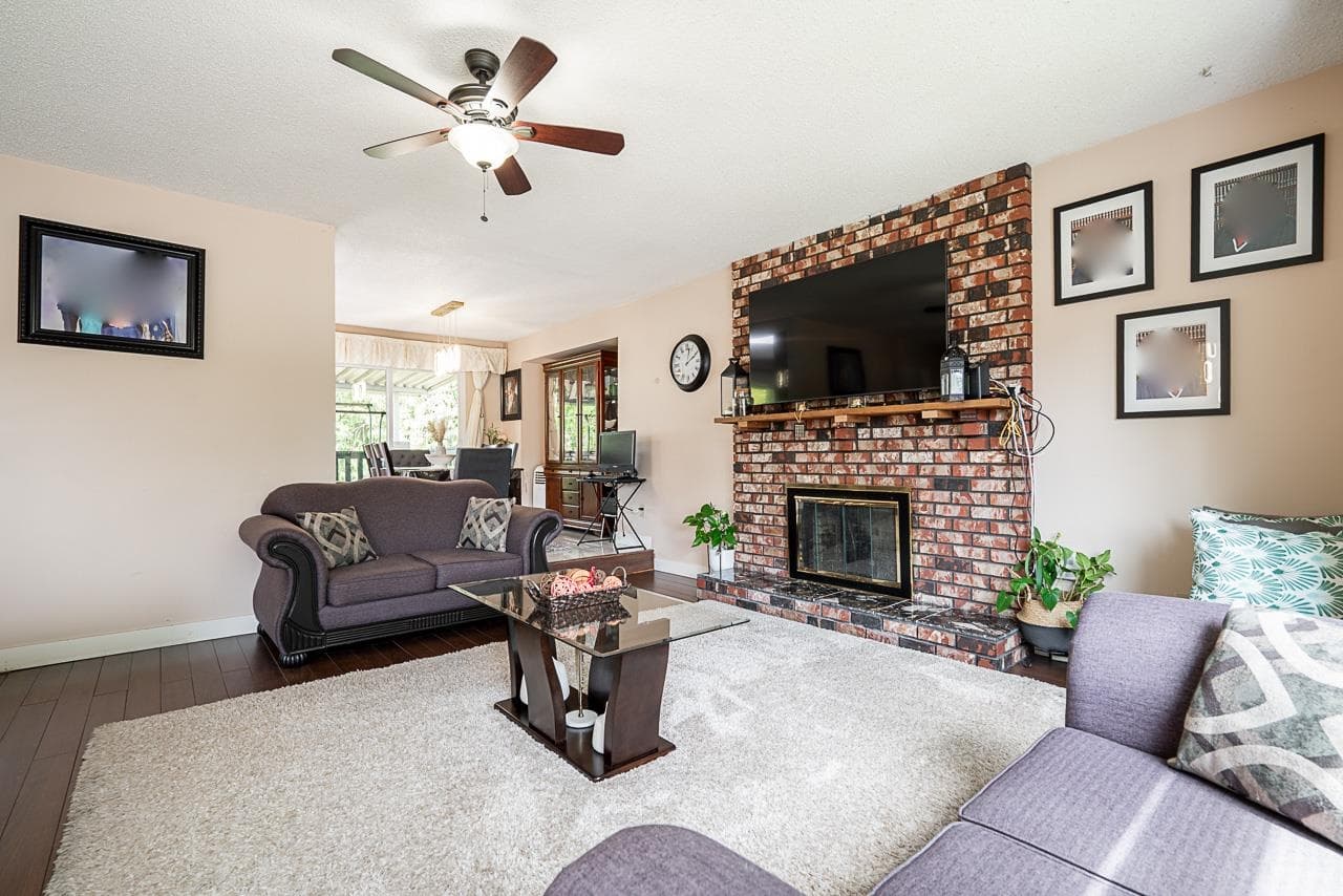 12991 65a Avenue, Surrey, V3W 7H6 — photo 3