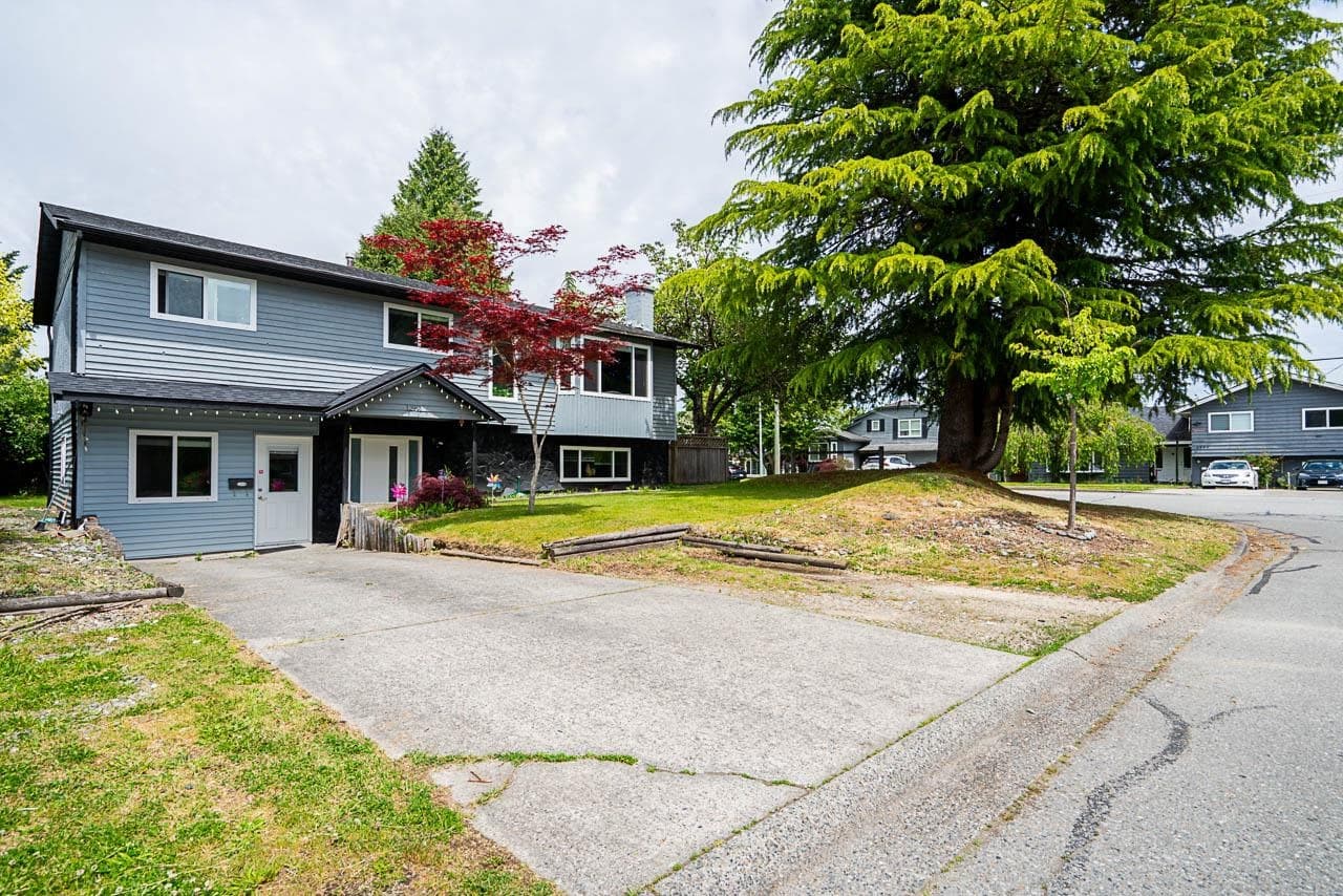 12991 65a Avenue, Surrey