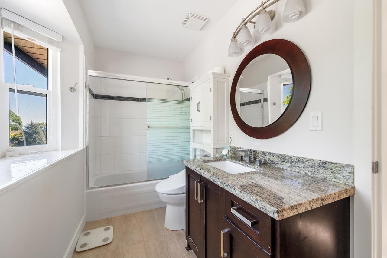 2618 Fortress Drive, Port Coquitlam, V3C 6A9 — photo 2