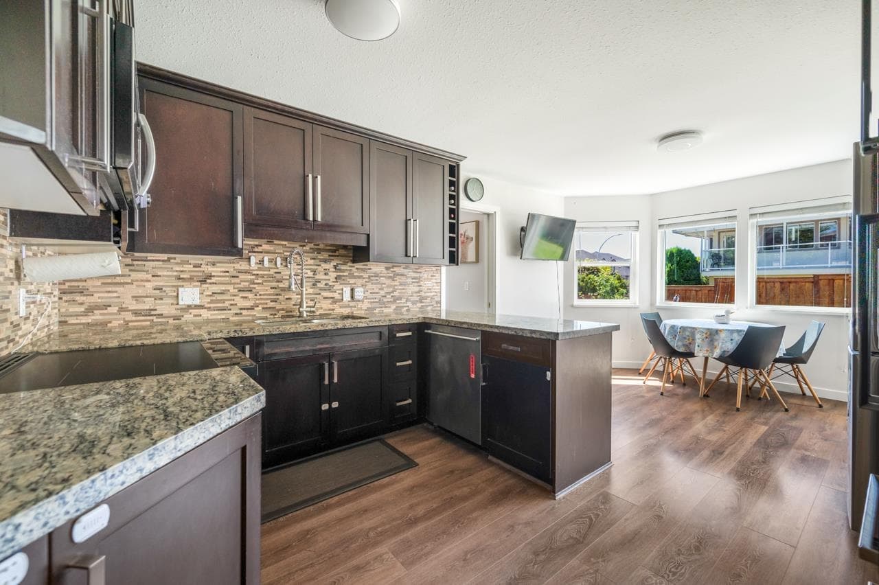 2618 Fortress Drive, Port Coquitlam, V3C 6A9 — photo 3