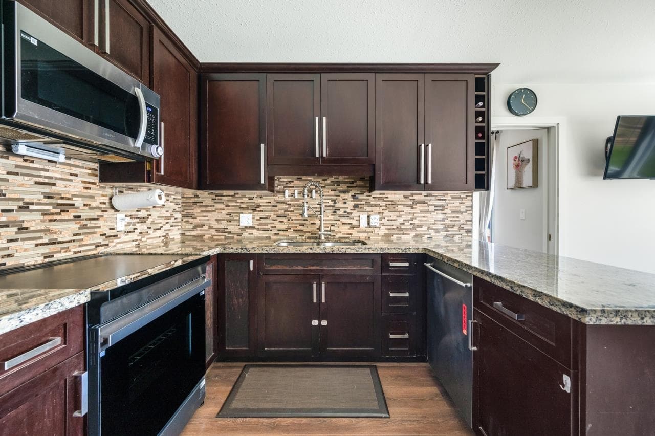 2618 Fortress Drive, Port Coquitlam, V3C 6A9 — photo 4