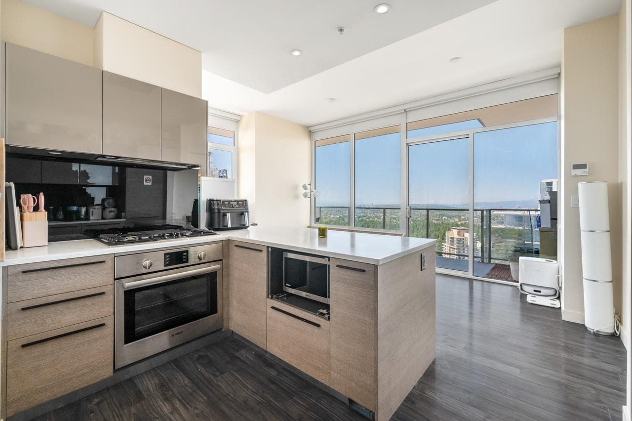 3805 - 6383 Mckay Avenue, Burnaby, V5H 0H8 — photo 2