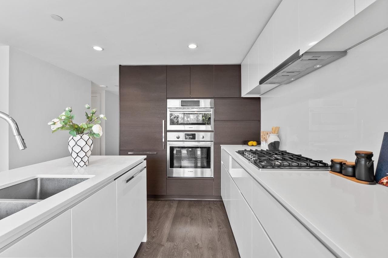 610 - 5508 Hollybridge Way, Richmond, V7C 0C7 — photo 5