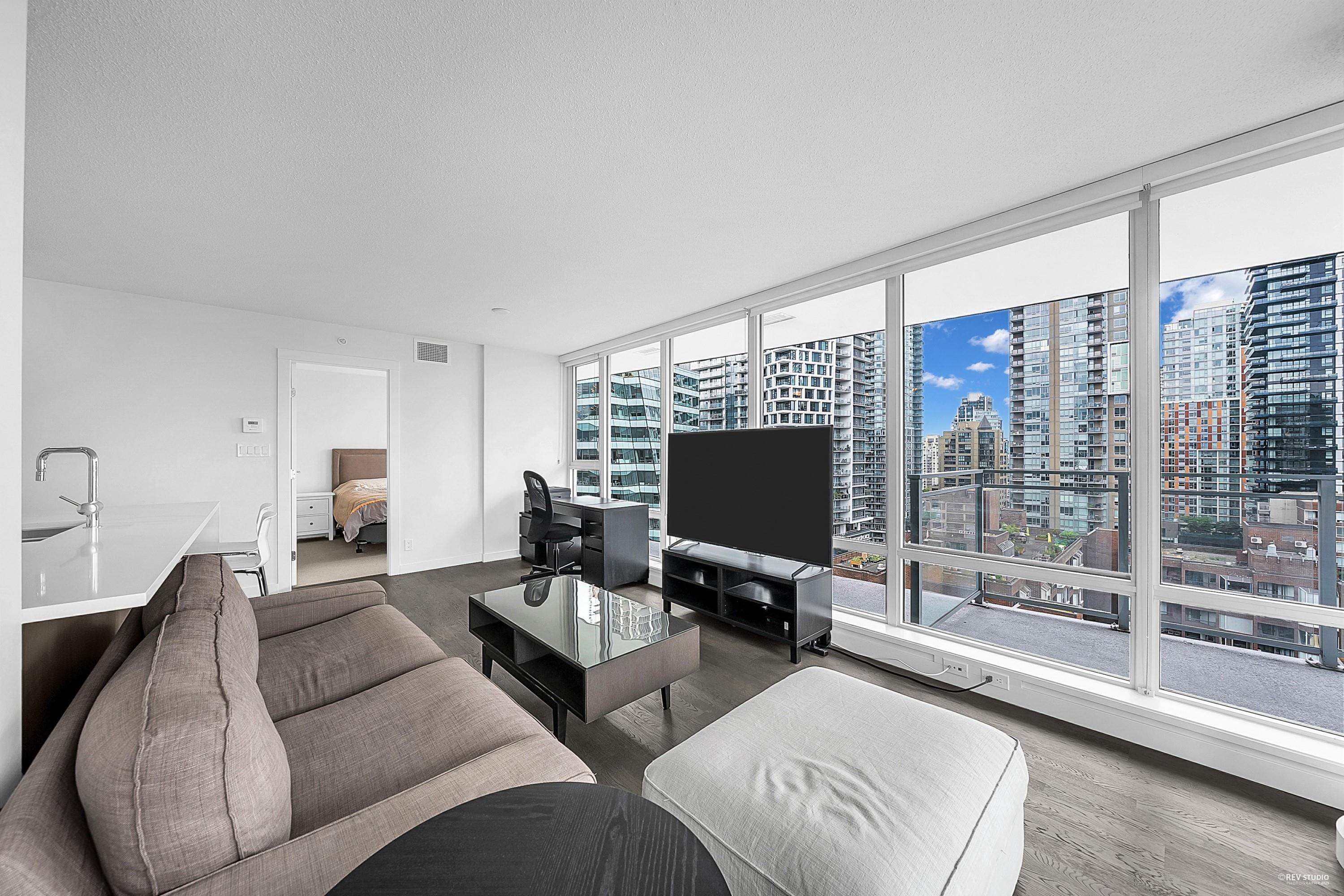 1606 - 1009 Harwood Street, Vancouver, V6E 0C2 — photo 5