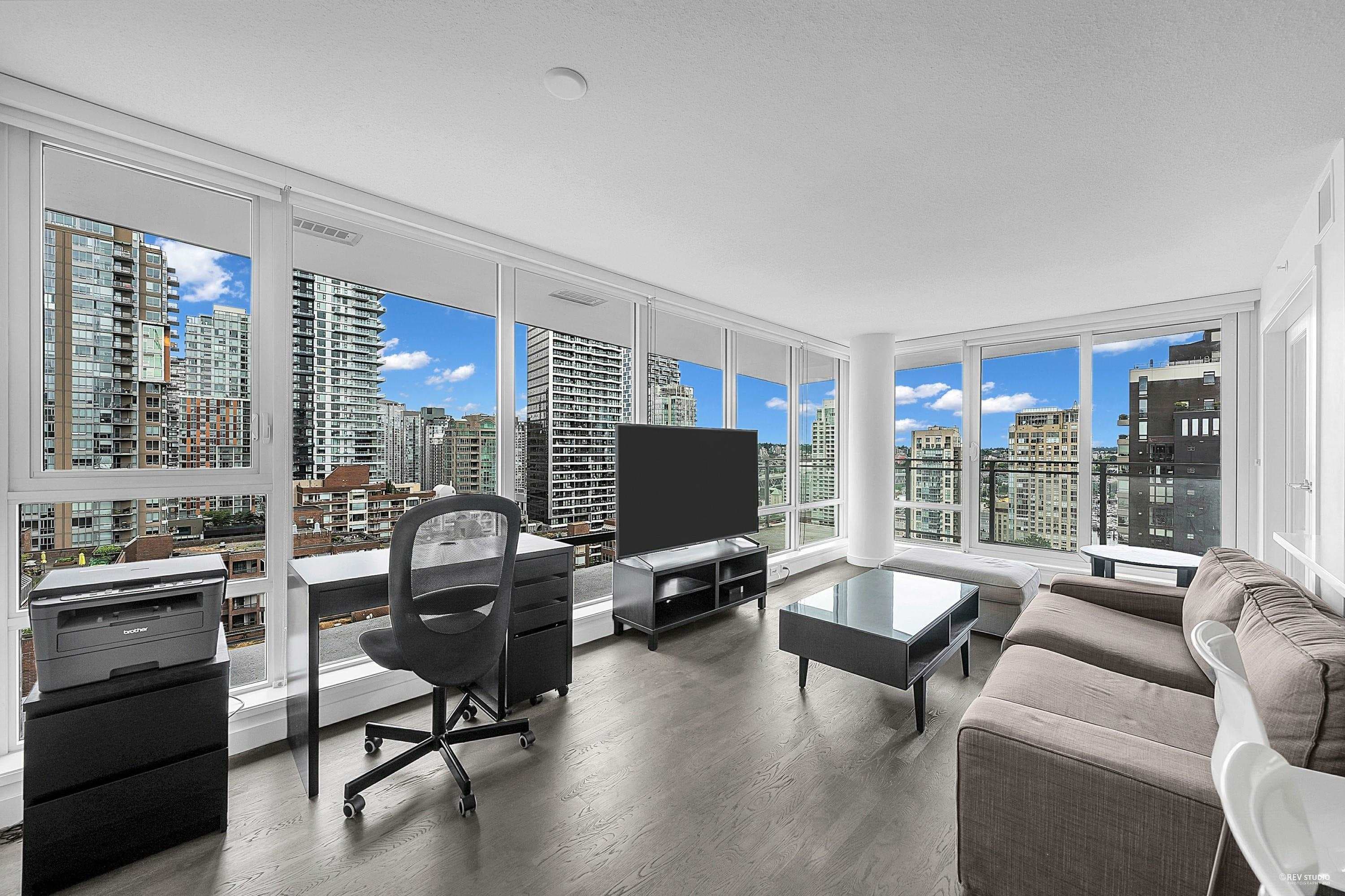 1606 - 1009 Harwood Street, Vancouver, V6E 0C2 — photo 4