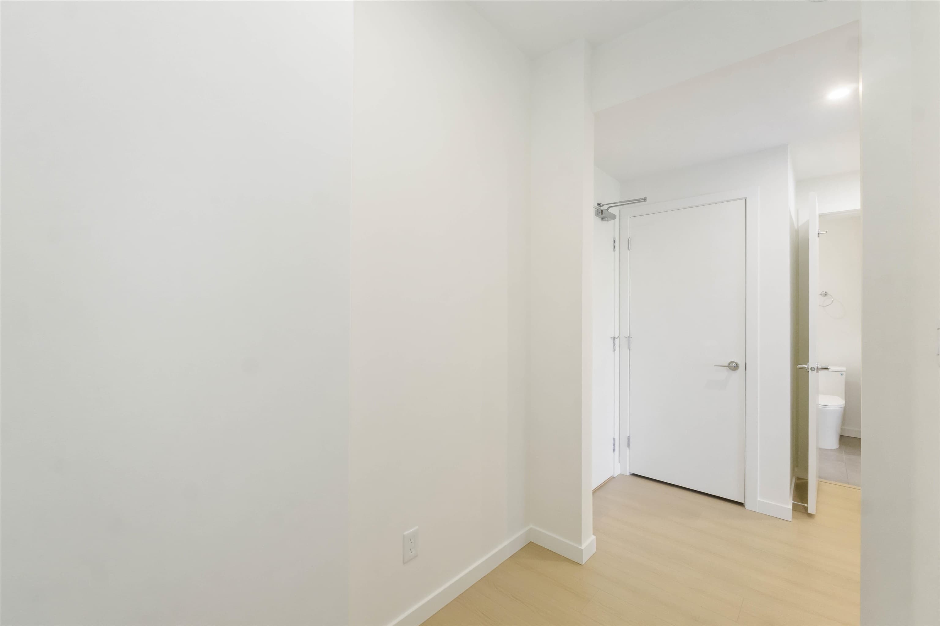 W507 - 10828 139a Street, Surrey, V3T 0V1 — photo 4