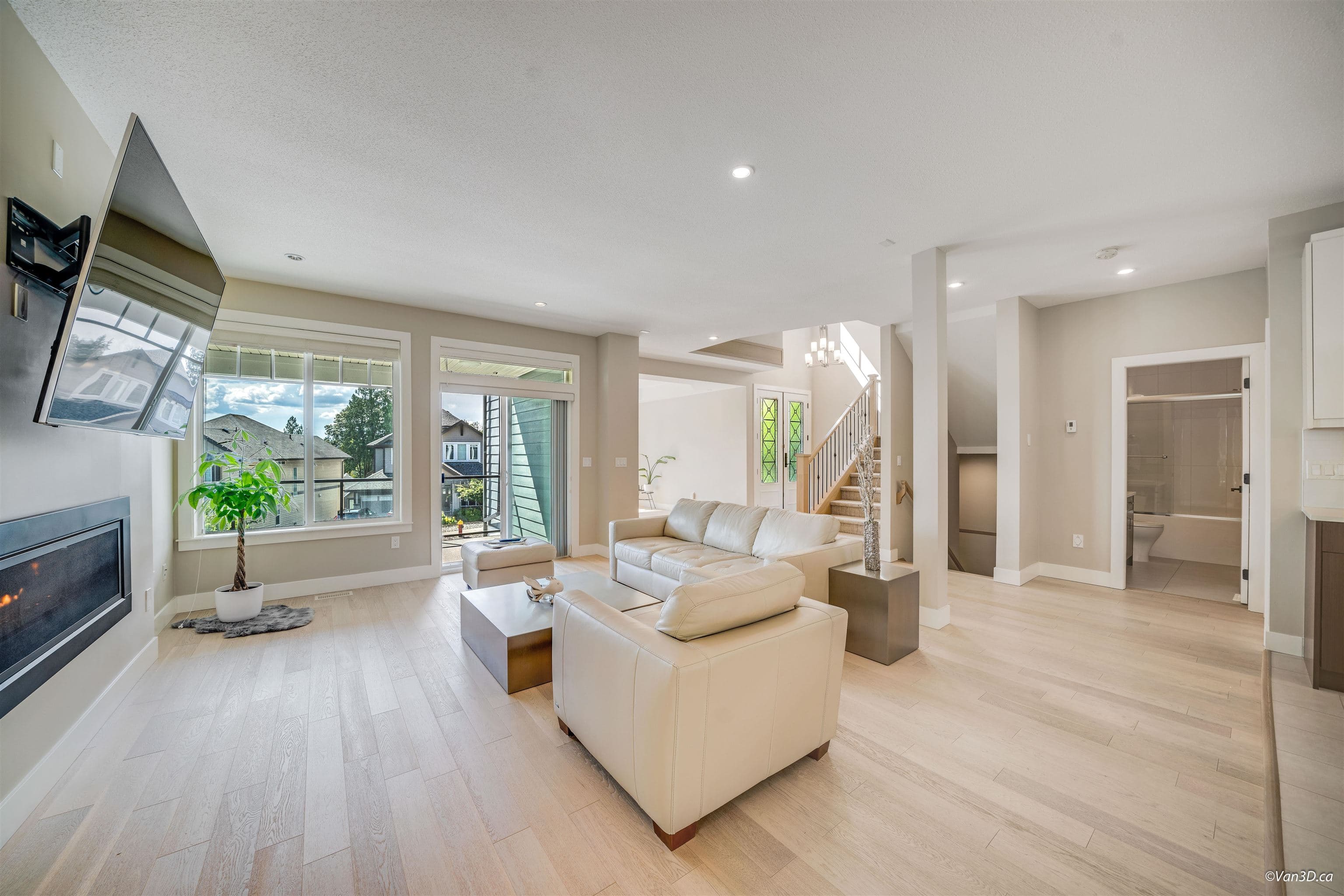 3485 Chandler Street, Coquitlam, V3E 0K2 — photo 5