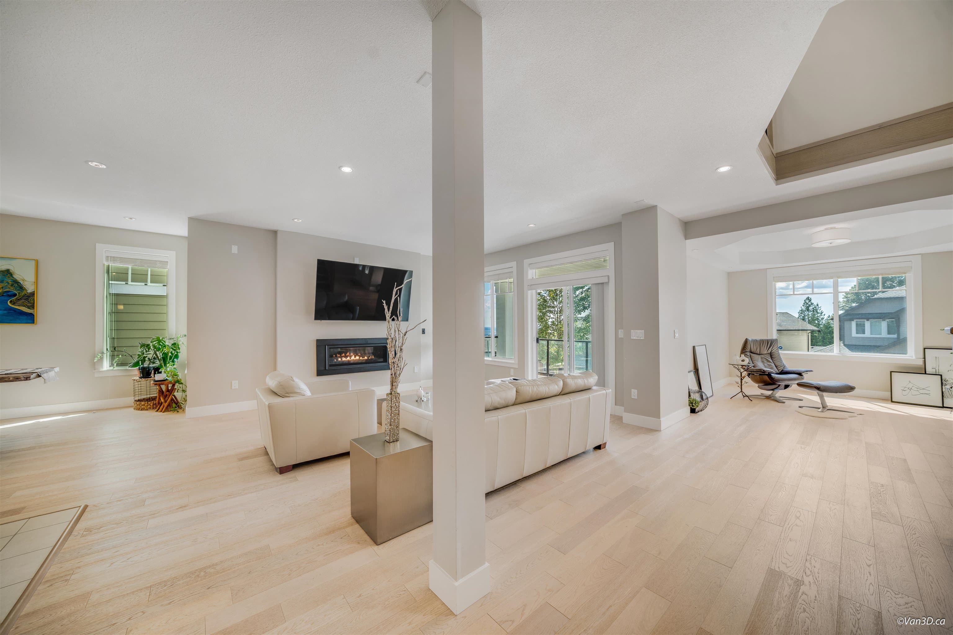 3485 Chandler Street, Coquitlam, V3E 0K2 — photo 4