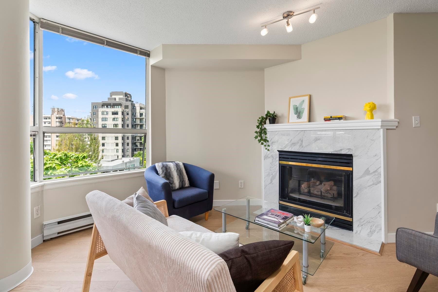 602 - 1771 Nelson Street, Vancouver, V6G 1M6 — photo 2