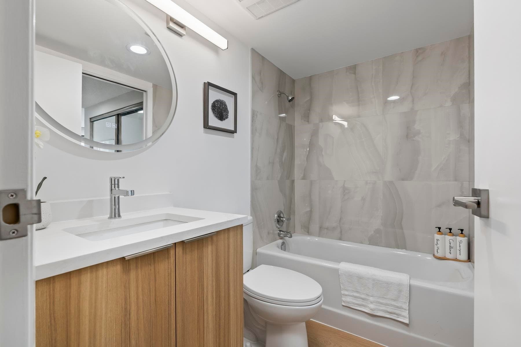 602 - 1771 Nelson Street, Vancouver, V6G 1M6 — photo 5