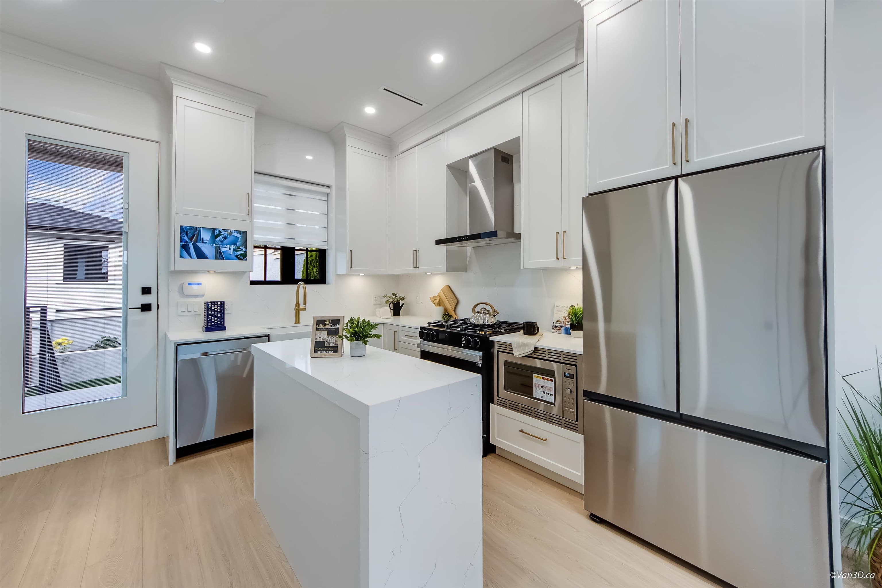 1347 E 64th Avenue, Vancouver, V5X 2P2 — photo 4