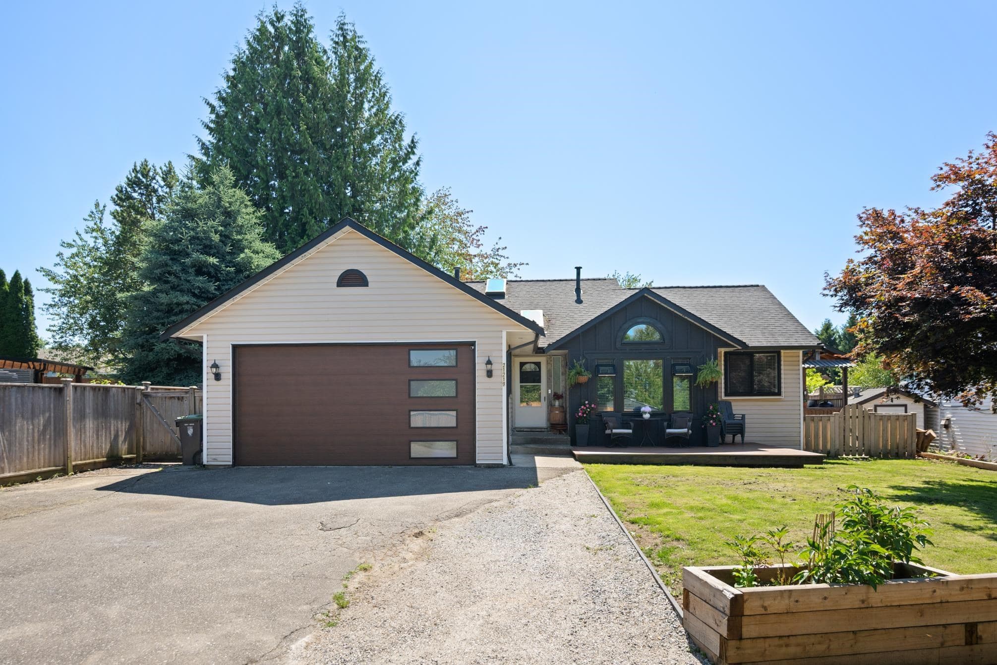 21219 89b Avenue, Langley