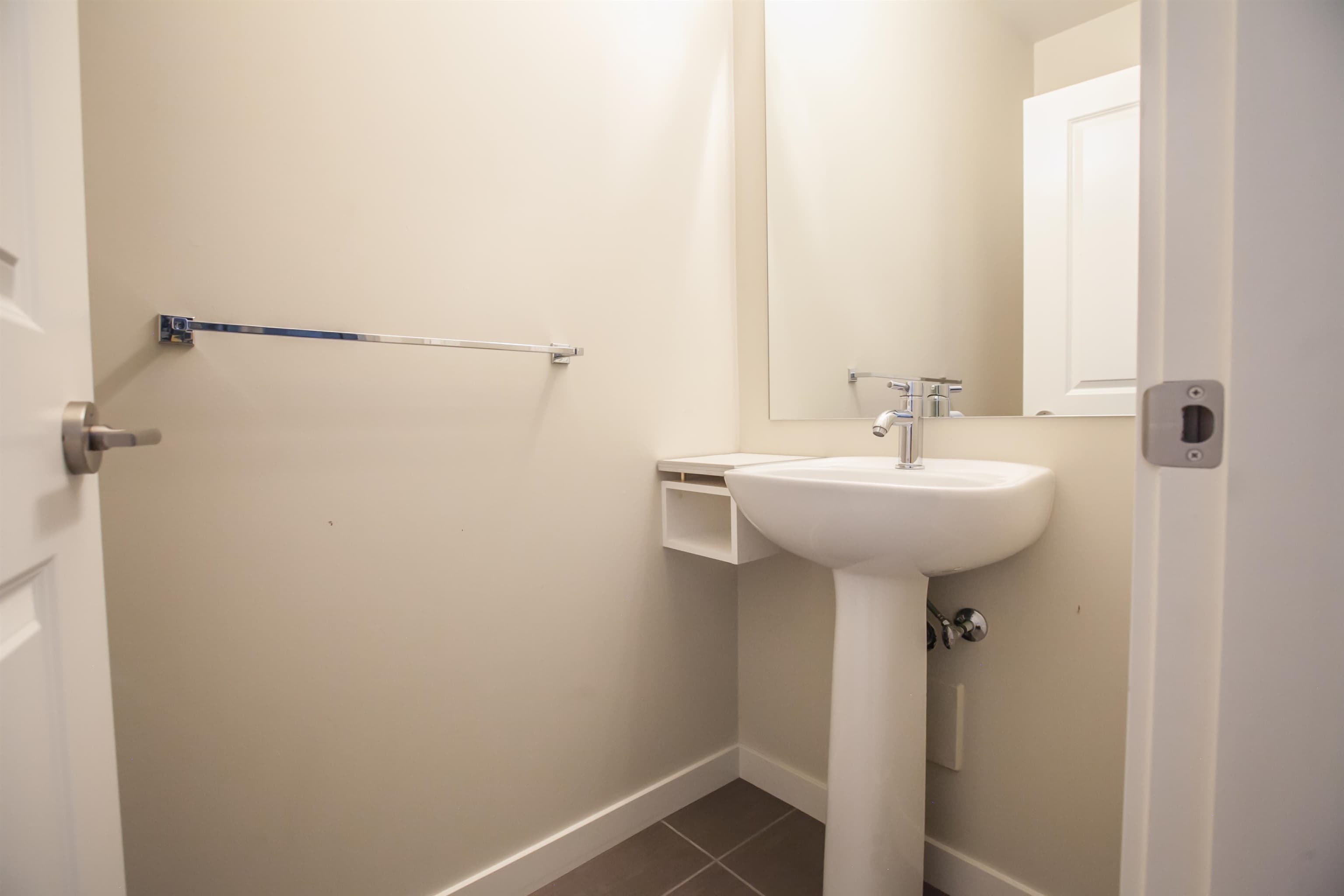 2 - 8000 Bowcock Road, Richmond, V6Y 1B9 — photo 5