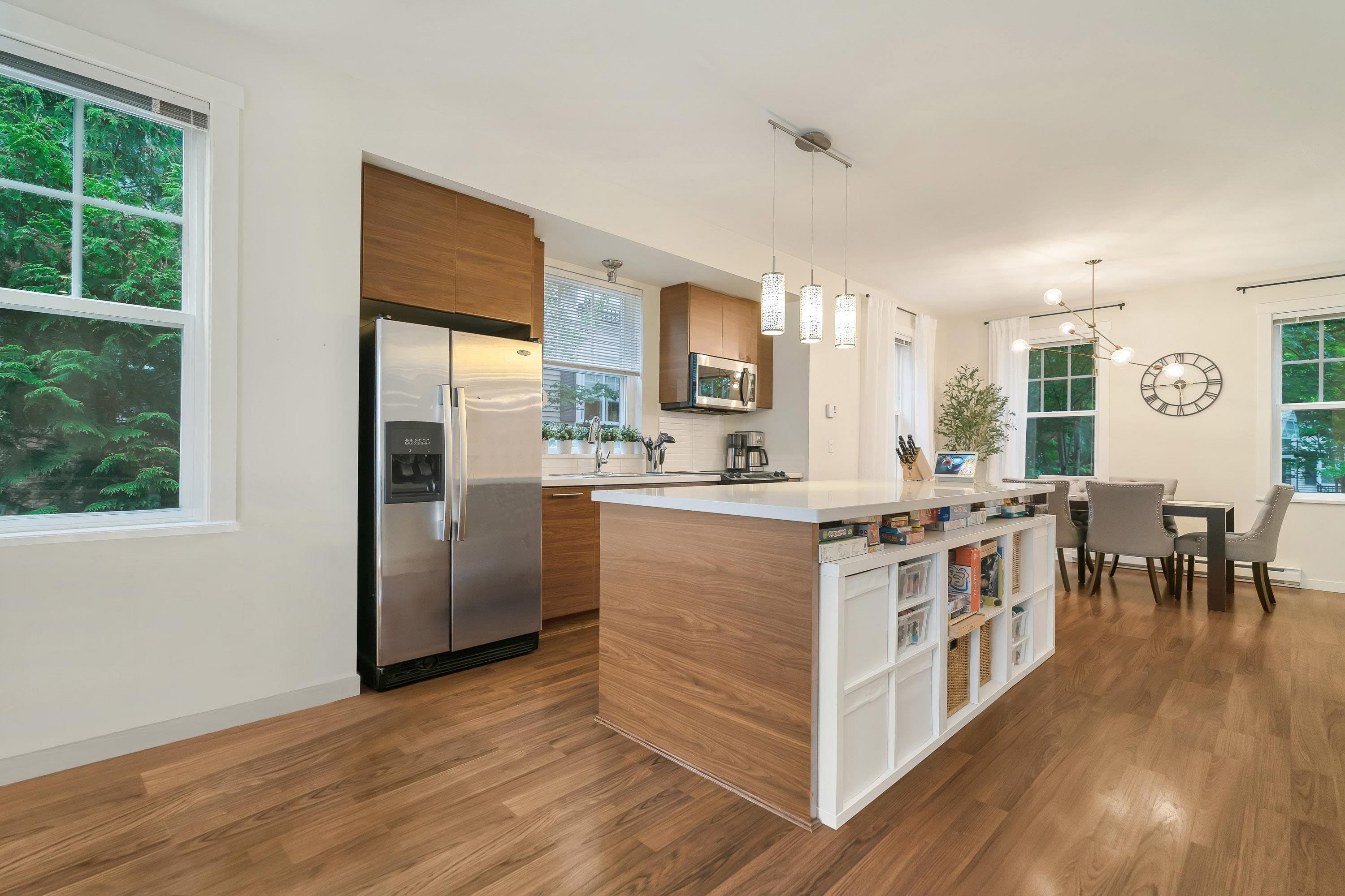 8 - 7238 189 Street, Surrey