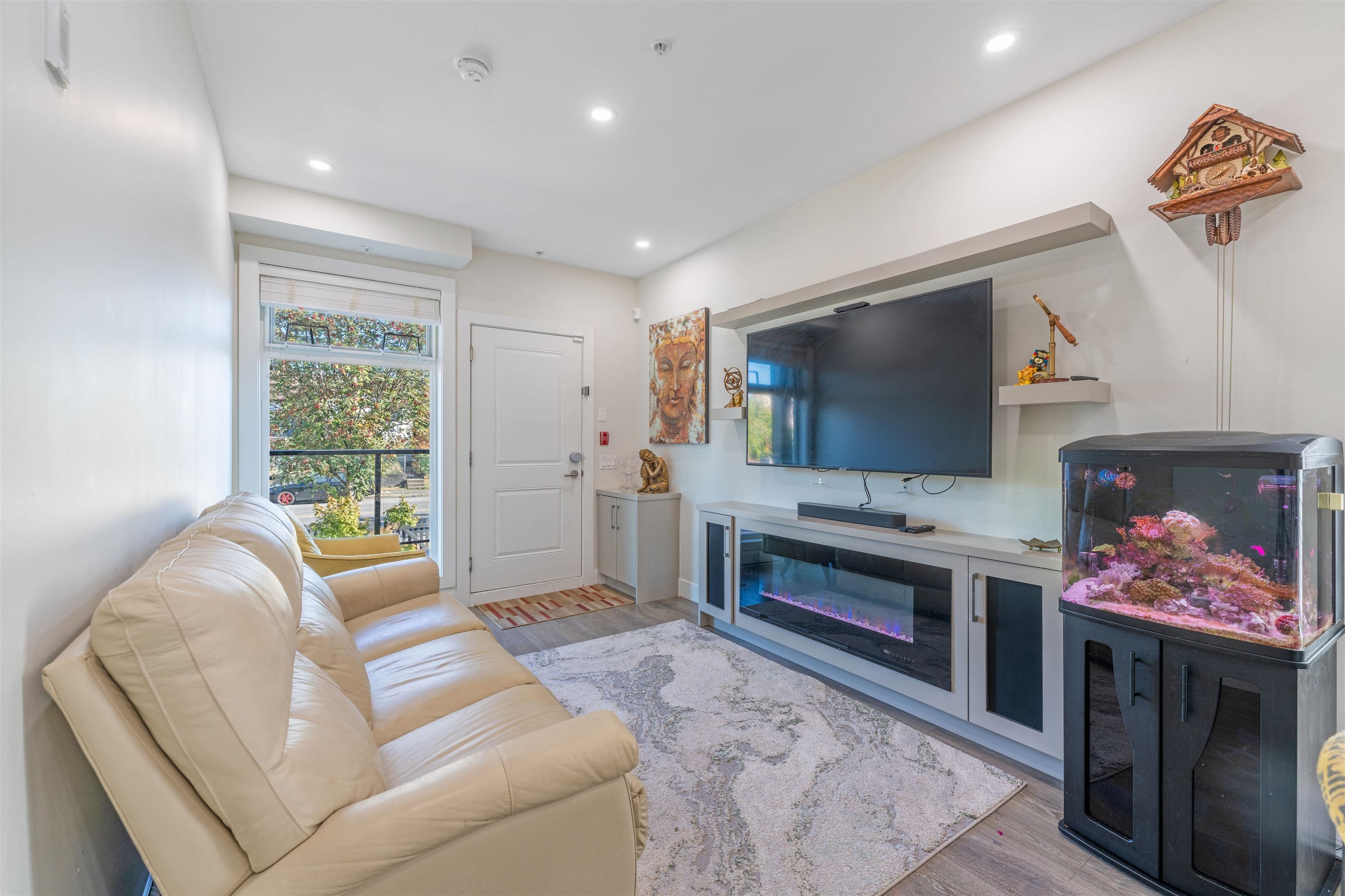 5069 Earles Street, Vancouver, V5R 3R8 — photo 2
