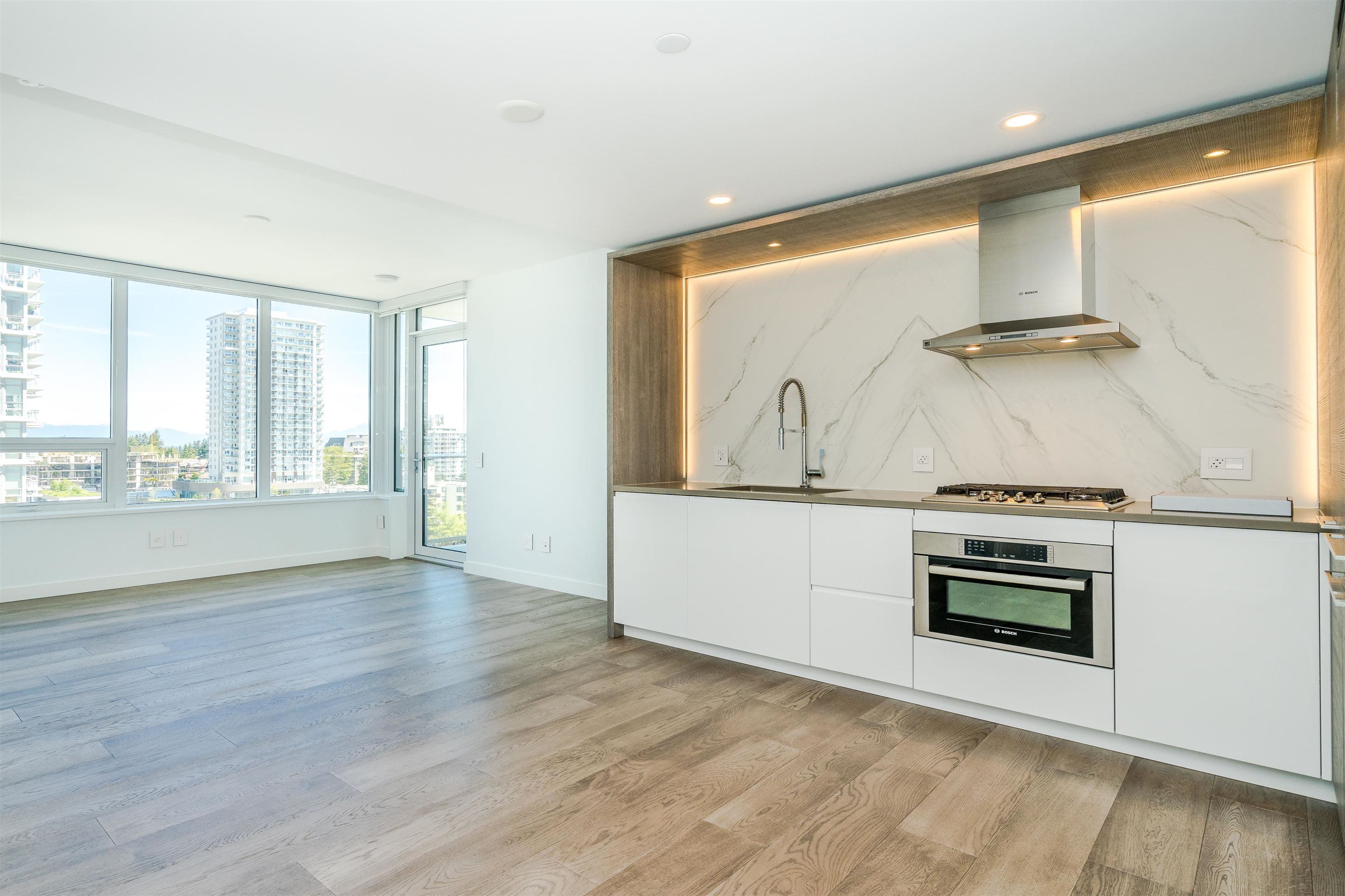 1202 - 1441 Johnston Road, Surrey, V4B 3Z4 — photo 3
