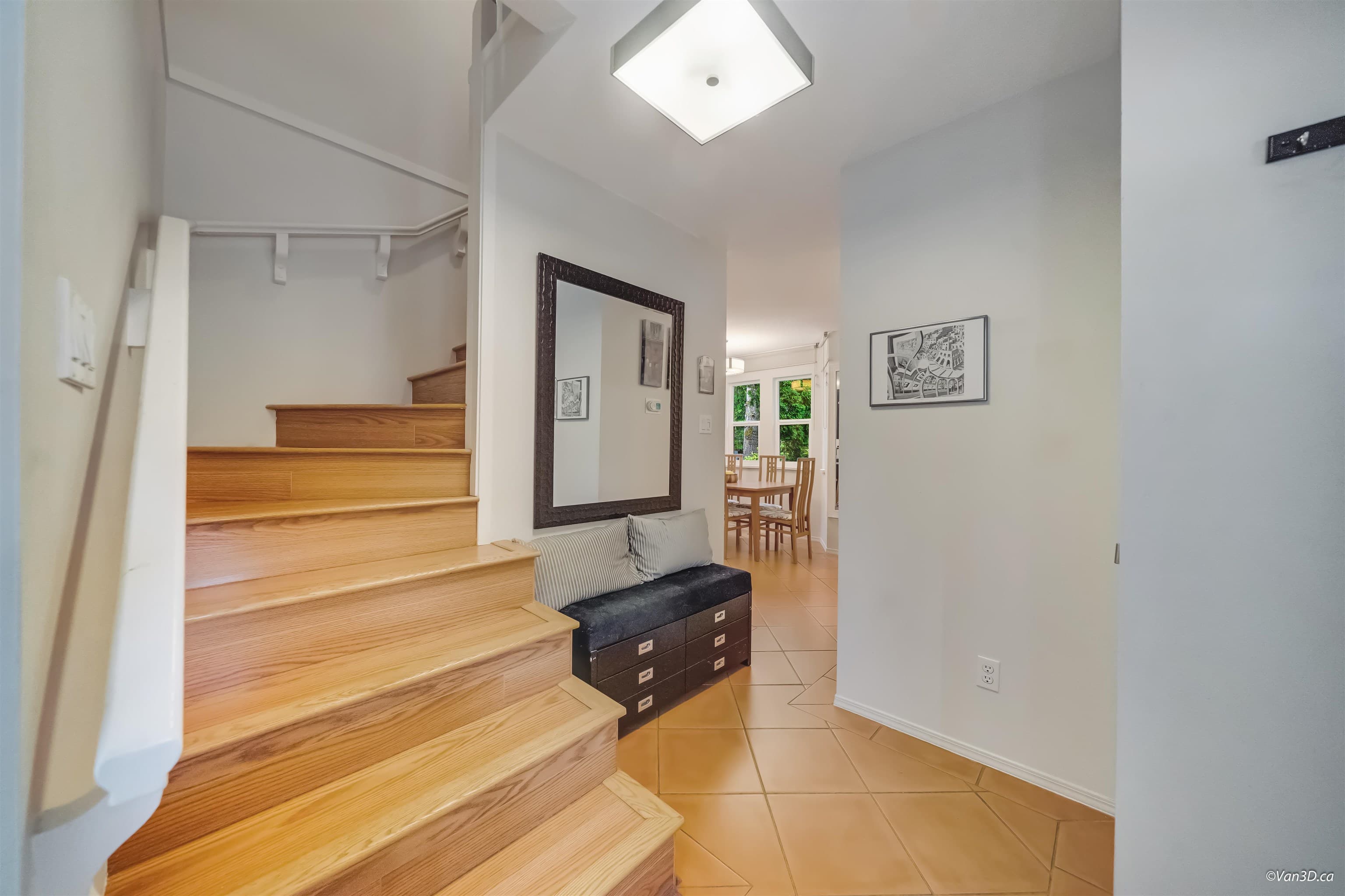 1825 160 Street, Surrey, V4A 4X5 — photo 2