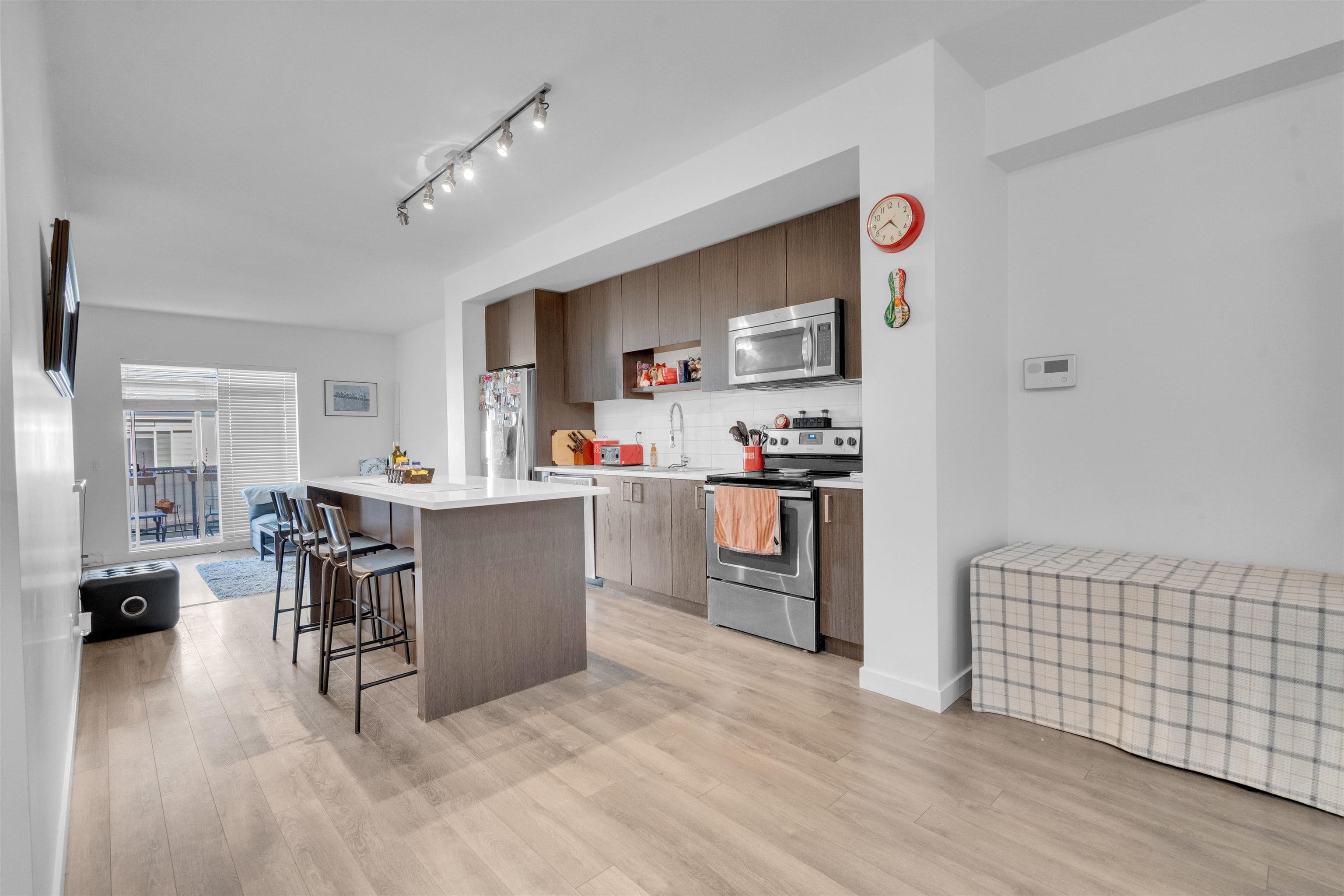 4 - 13636 81a Avenue, Surrey, V3W 1H9 — photo 4