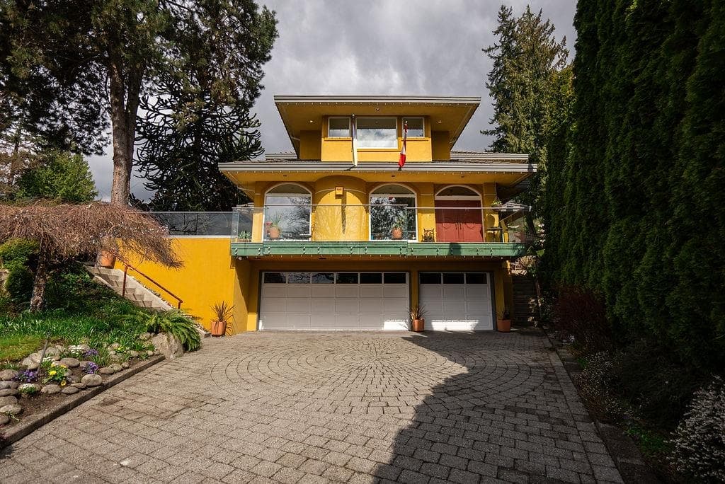 2635 Rosebery Avenue, West Vancouver, V7V 3A3 — photo 2