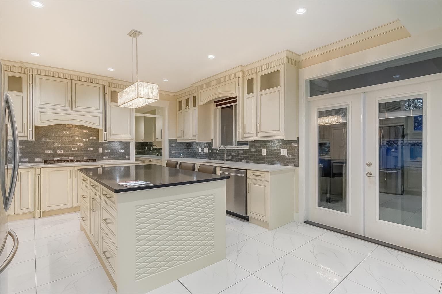 12629 90 Avenue, Surrey, V3V 6J3 — photo 5