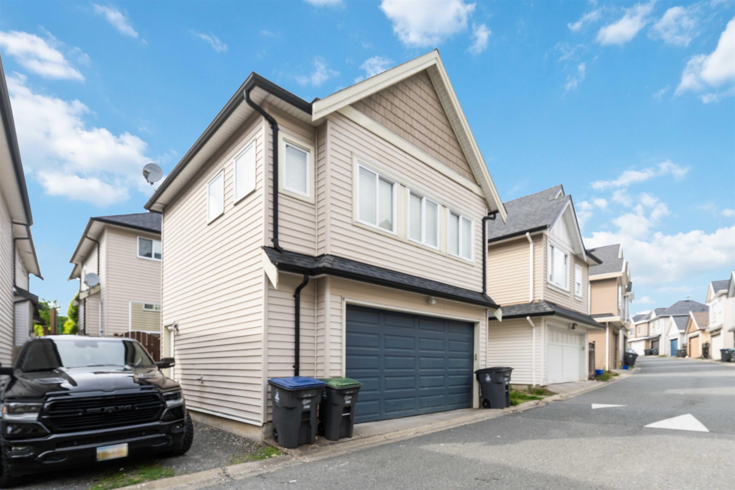 6750 191a Street, Surrey, V4N 6A5 — photo 3