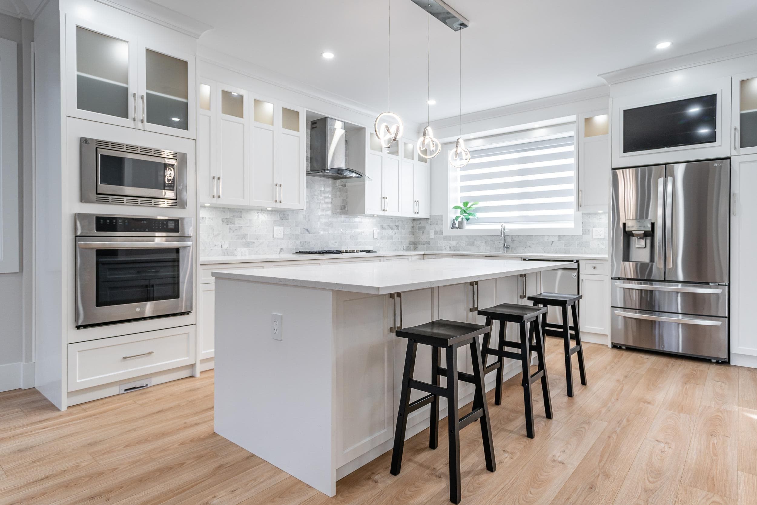 3409 Victoria Drive, Coquitlam, V3B 2V5 — photo 5