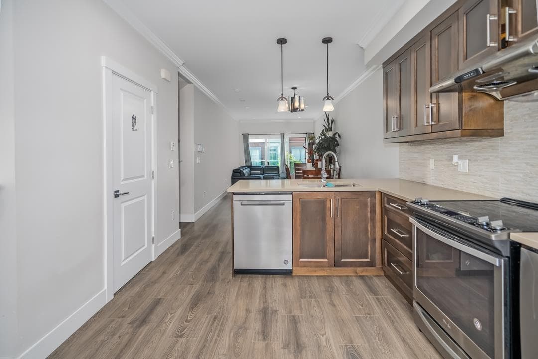 3 - 13328 96 Avenue, Surrey, V3V 1Y4 — photo 5