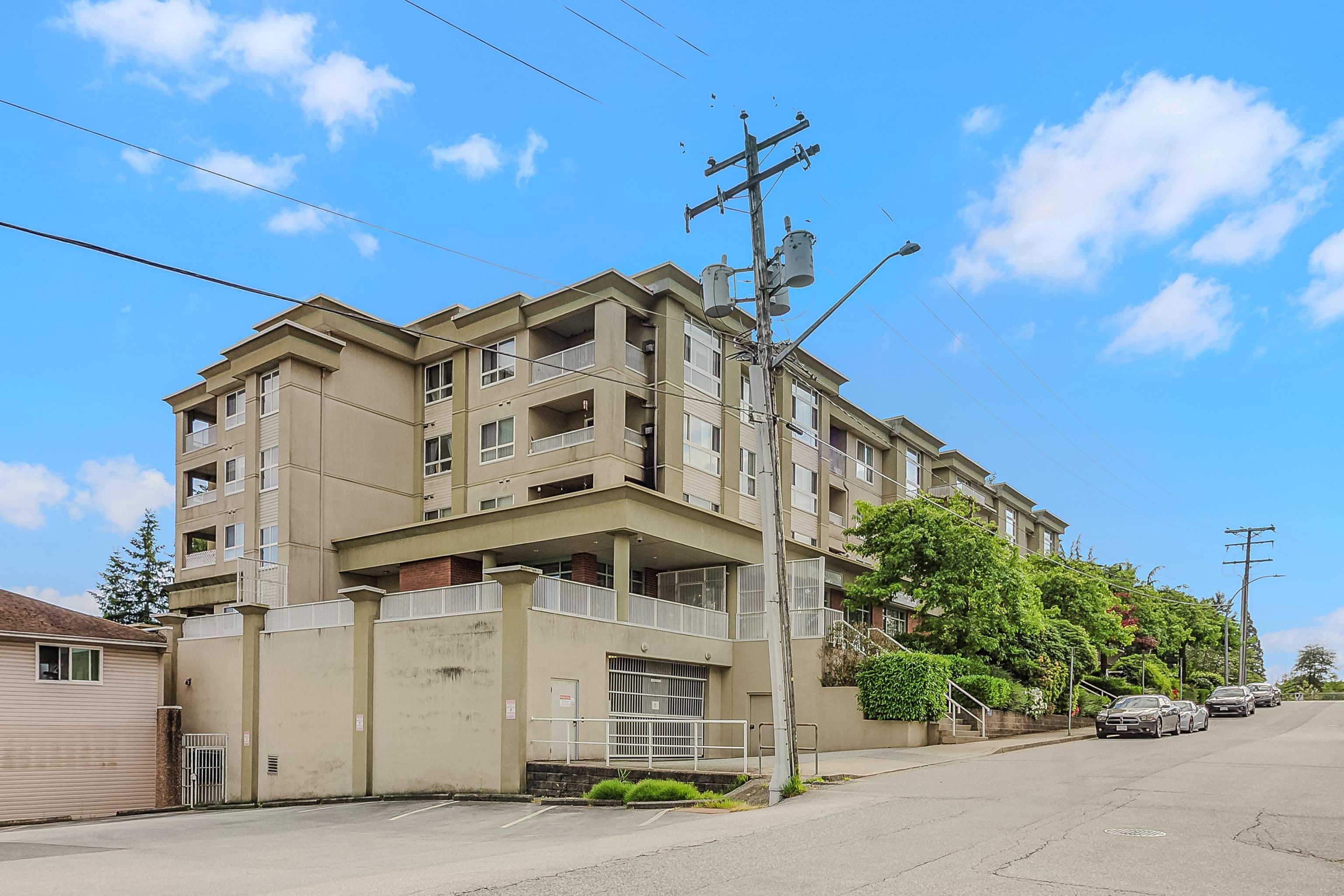 501 - 22230 North Avenue, Maple Ridge, V2X 2L5 — photo 3