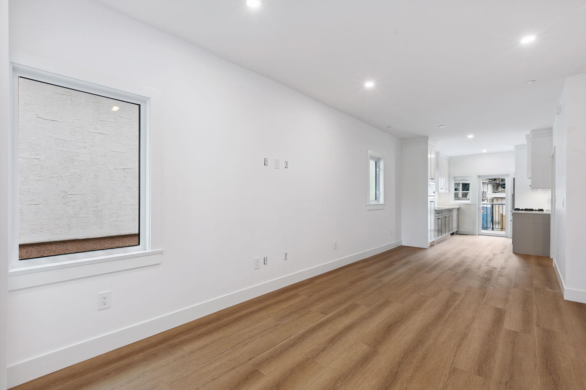 2530 Mcgill Street, Vancouver, V5K 1H1 — photo 3