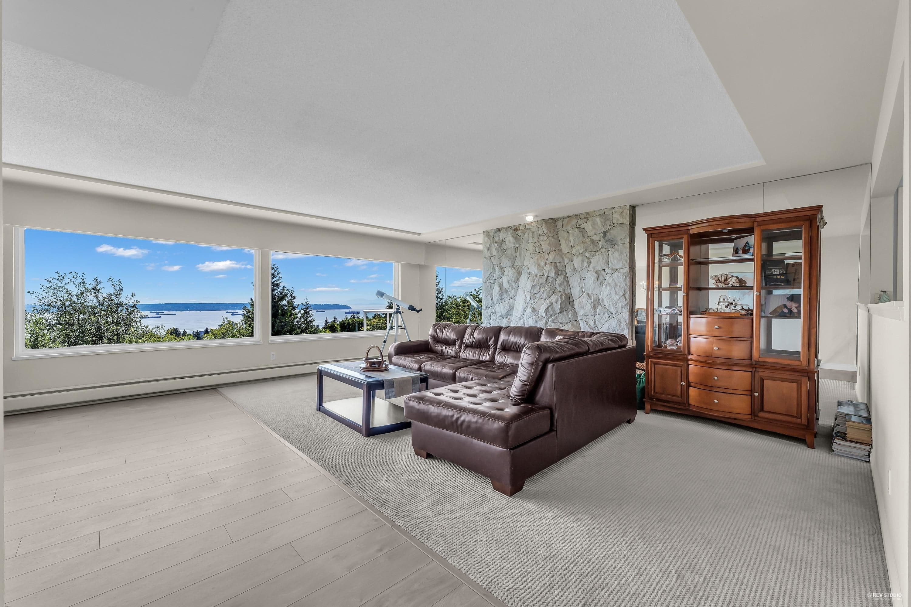 1368 Tyrol Road, West Vancouver, V7S 2L6 — photo 5
