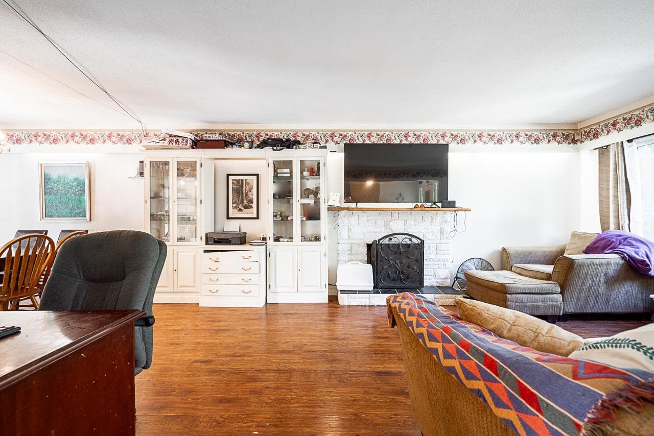 730 Cumberland Street, New Westminster, V3L 3G8 — photo 5