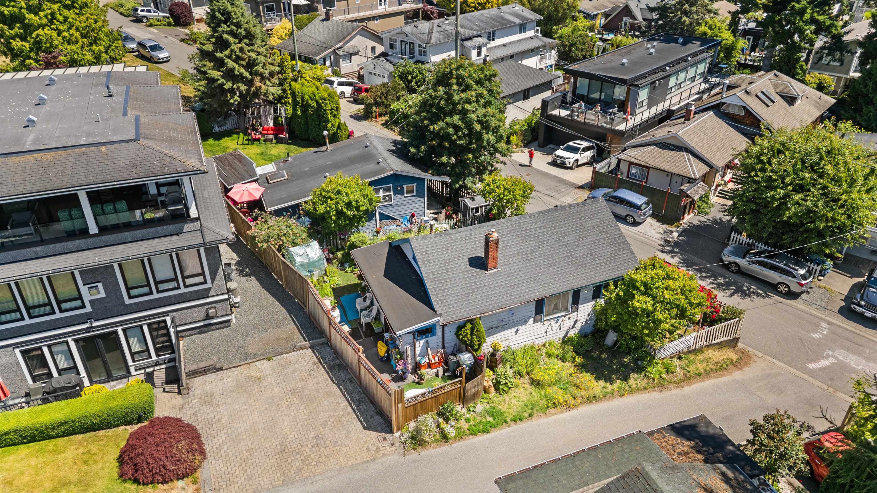 931 Finlay Street, White Rock, V4B 4K5 — photo 4