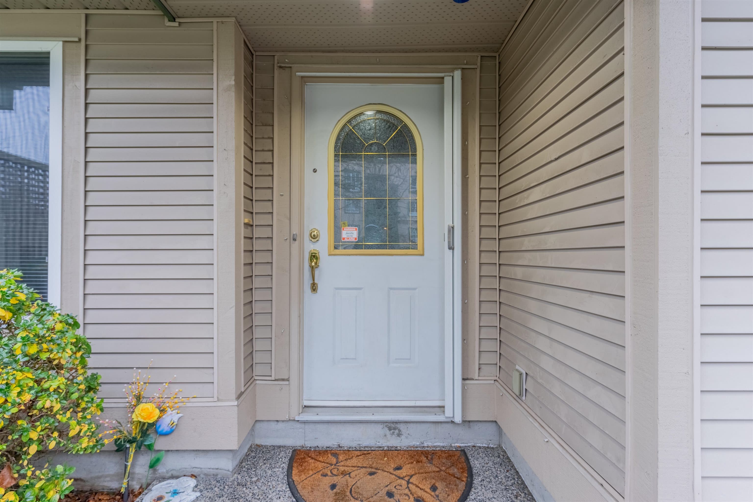 142 - 13888 70 Avenue, Surrey, V3W 0R8 — photo 2