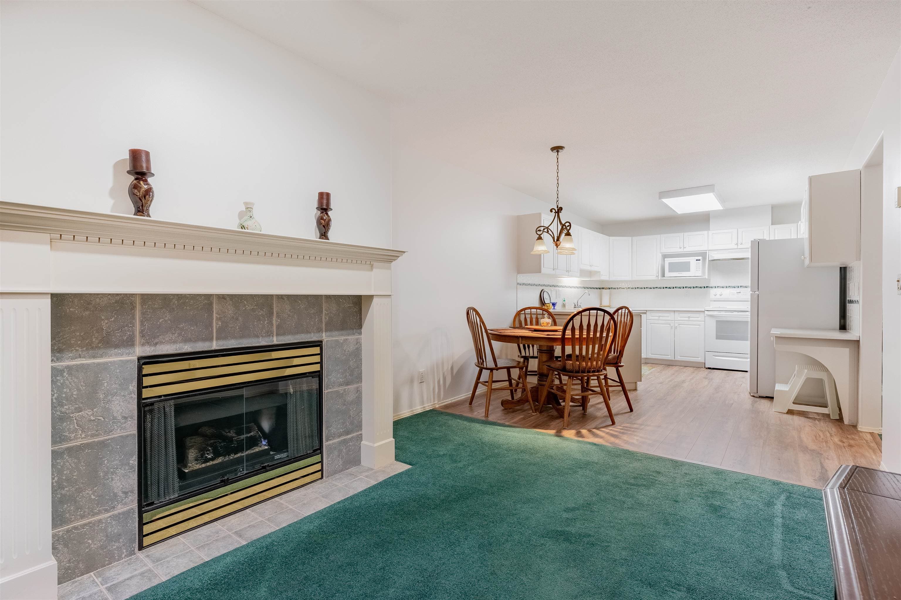 142 - 13888 70 Avenue, Surrey, V3W 0R8 — photo 5