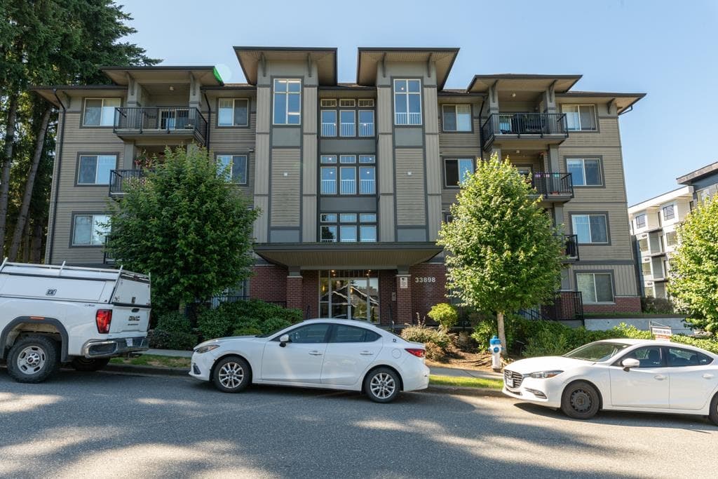 210 - 33898 Pine Street, Abbotsford