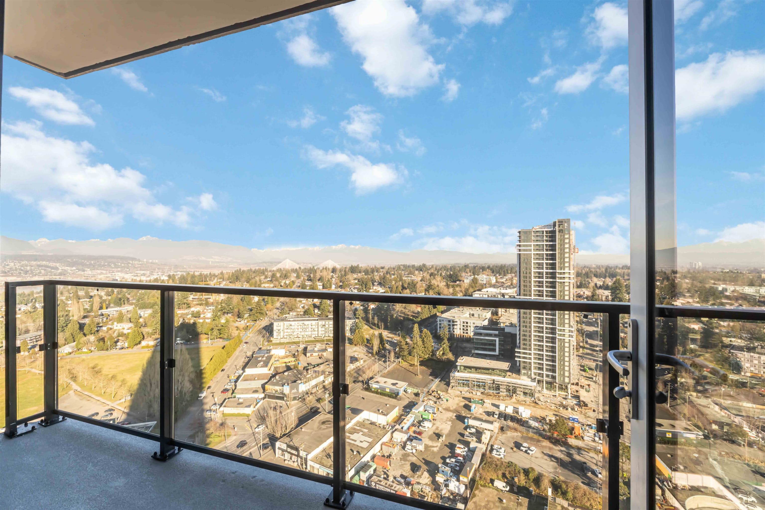 2903 - 10750 135a Street, Surrey, V3T 0V4 — photo 4